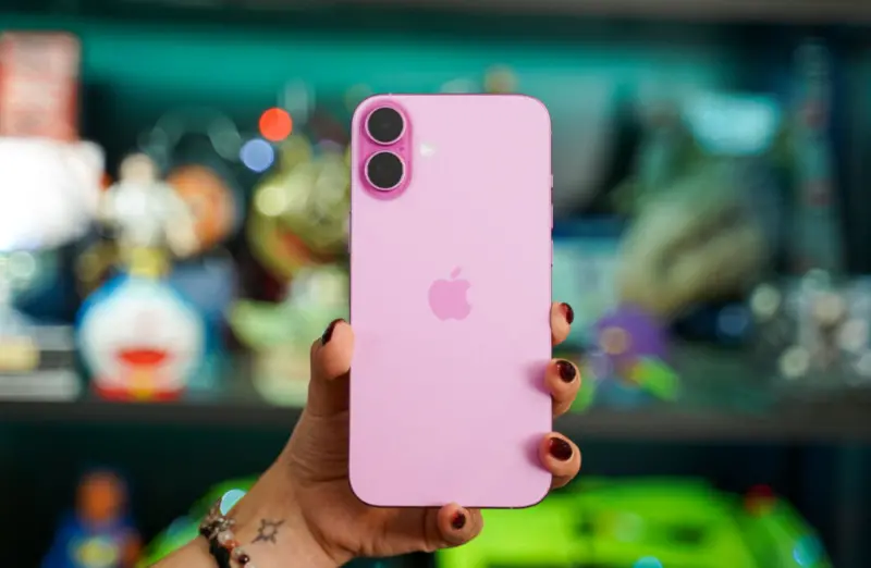 Apple iPhone 16 Plus, Features, Review & Price in Bangladesh.