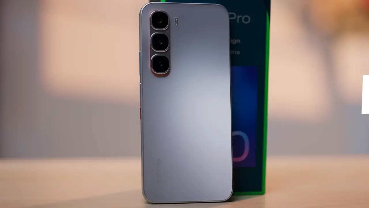 infinix hot 60 pro design build image