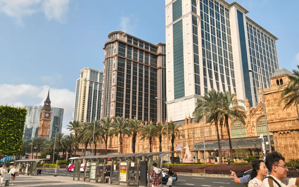 infinix note 50 pro plus day light image