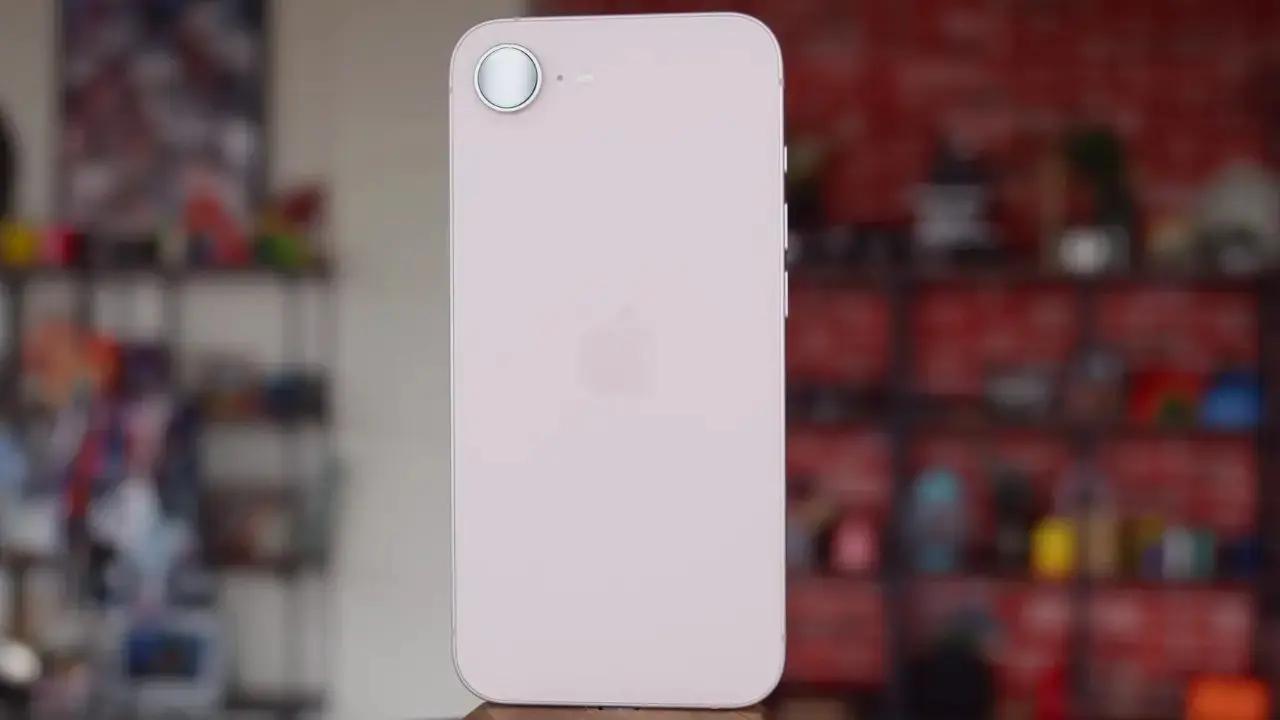 iphone 17e design build image
