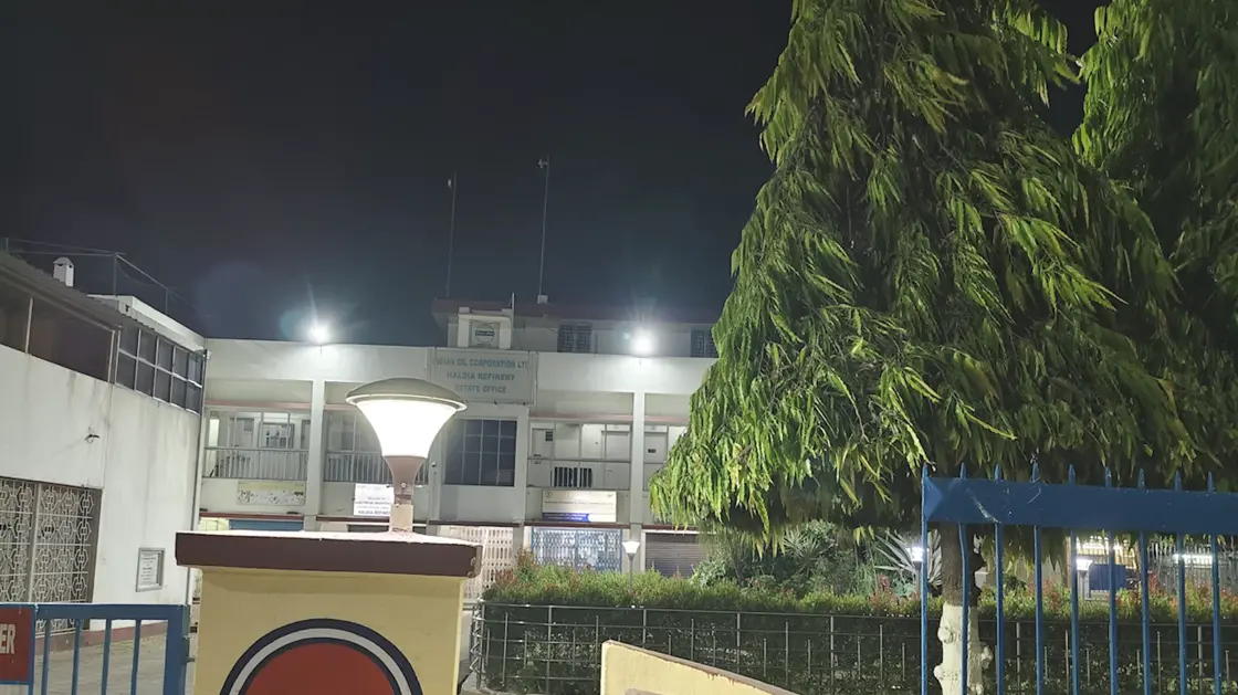 iQOO Z10 Camera Low Light Photo
