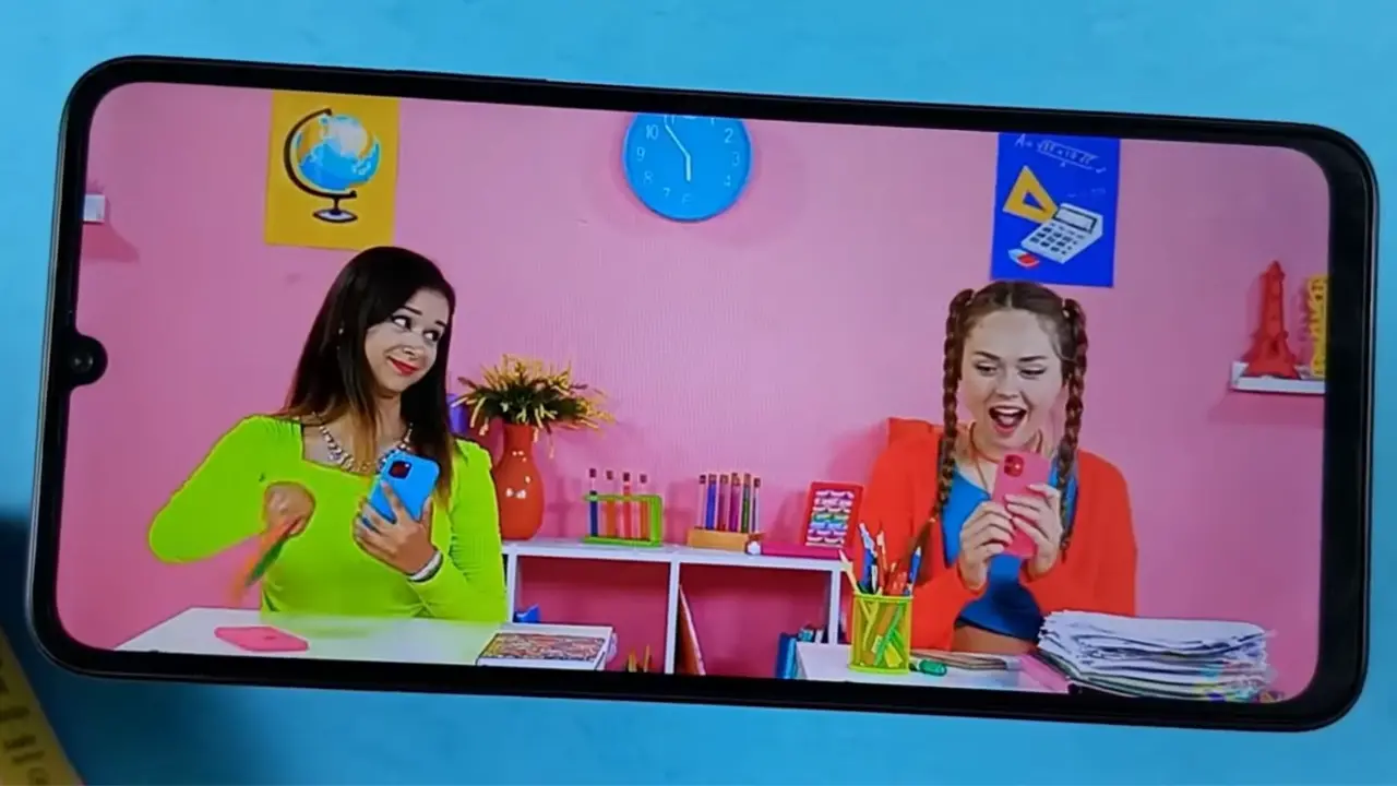 itel a100c display image