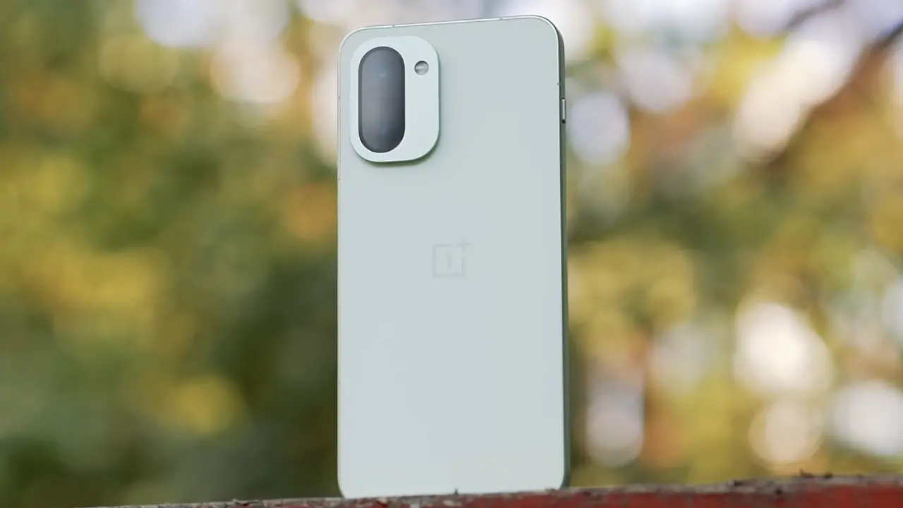 oneplus 15r design build image