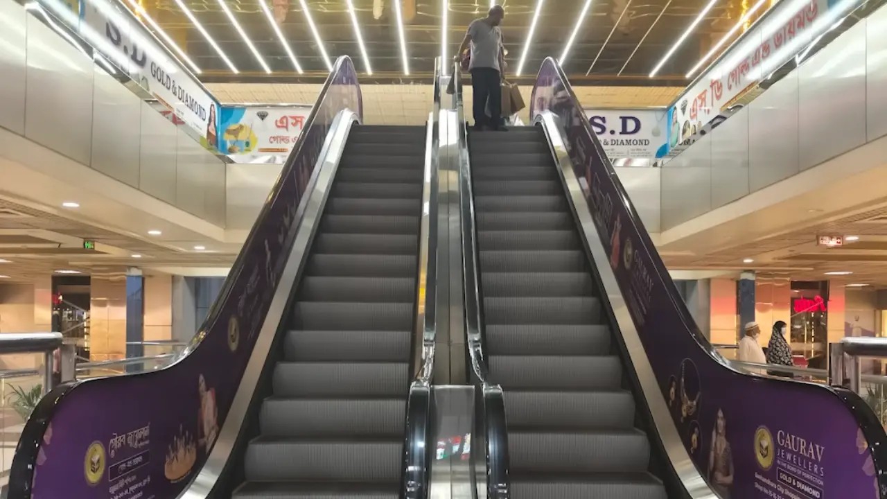 oppo reno14 f low light image