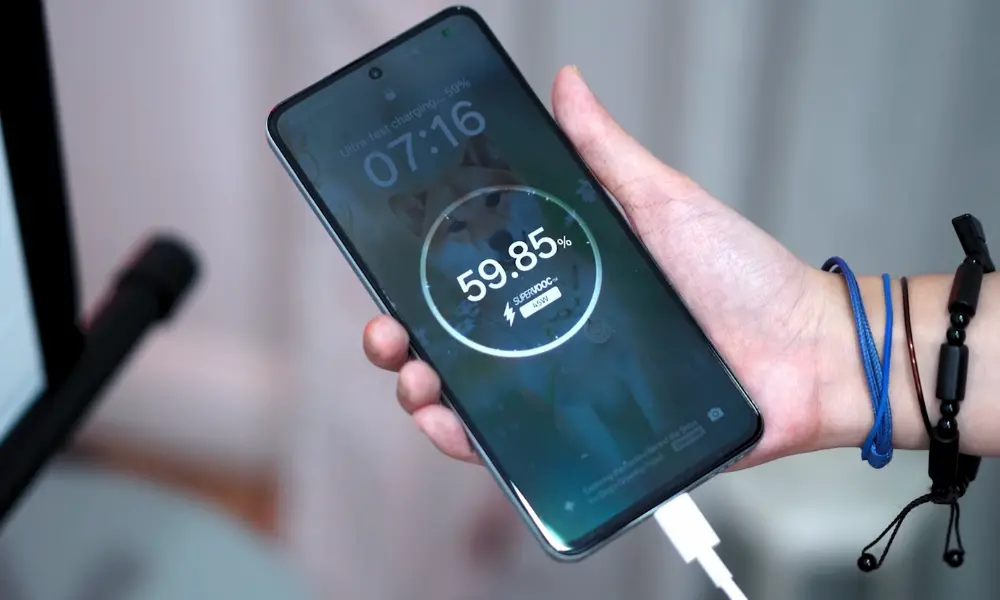 Realme 14 battery charger image