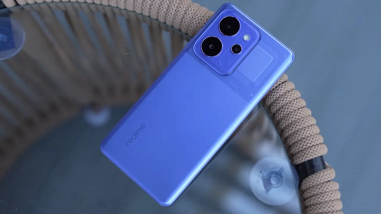 realme narzo power design build image