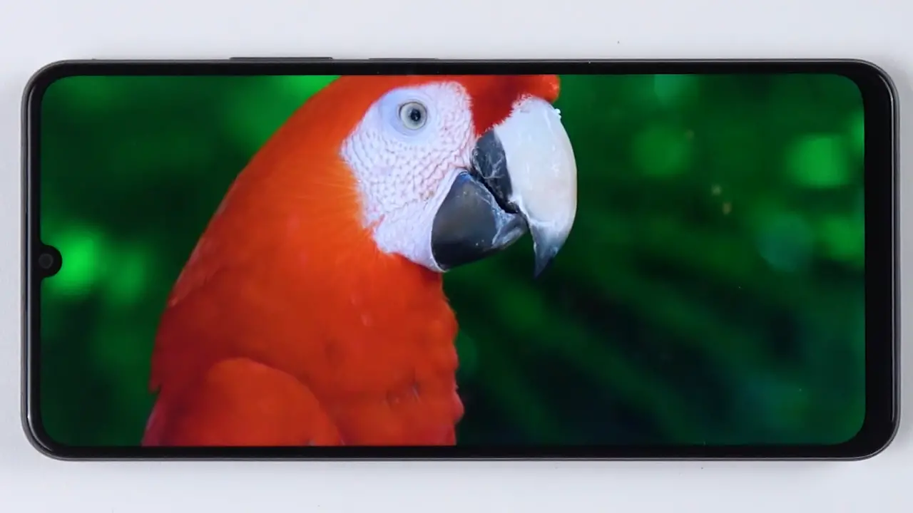 realme note 70 display image