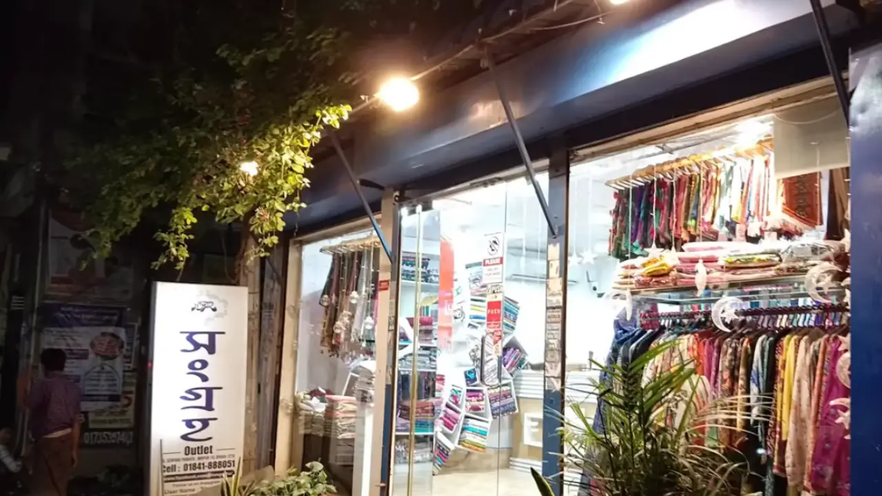 realme note 70 low light image