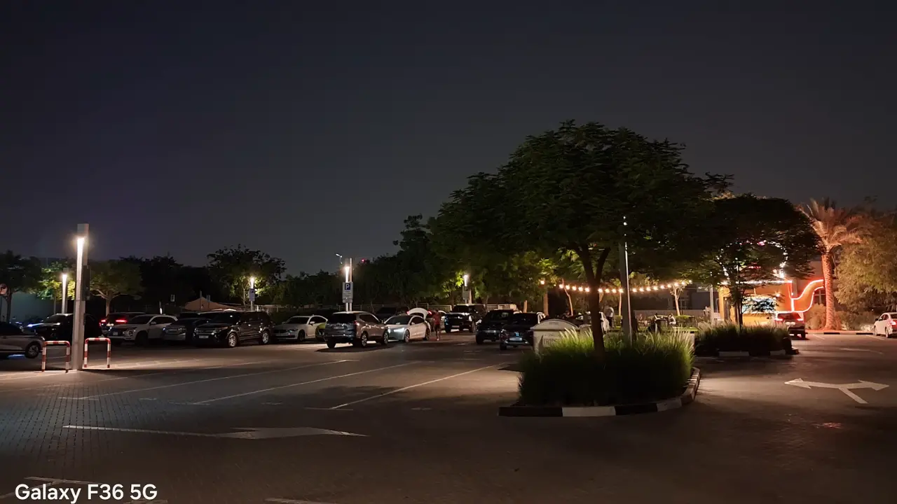 samsung galaxy f36 low light image