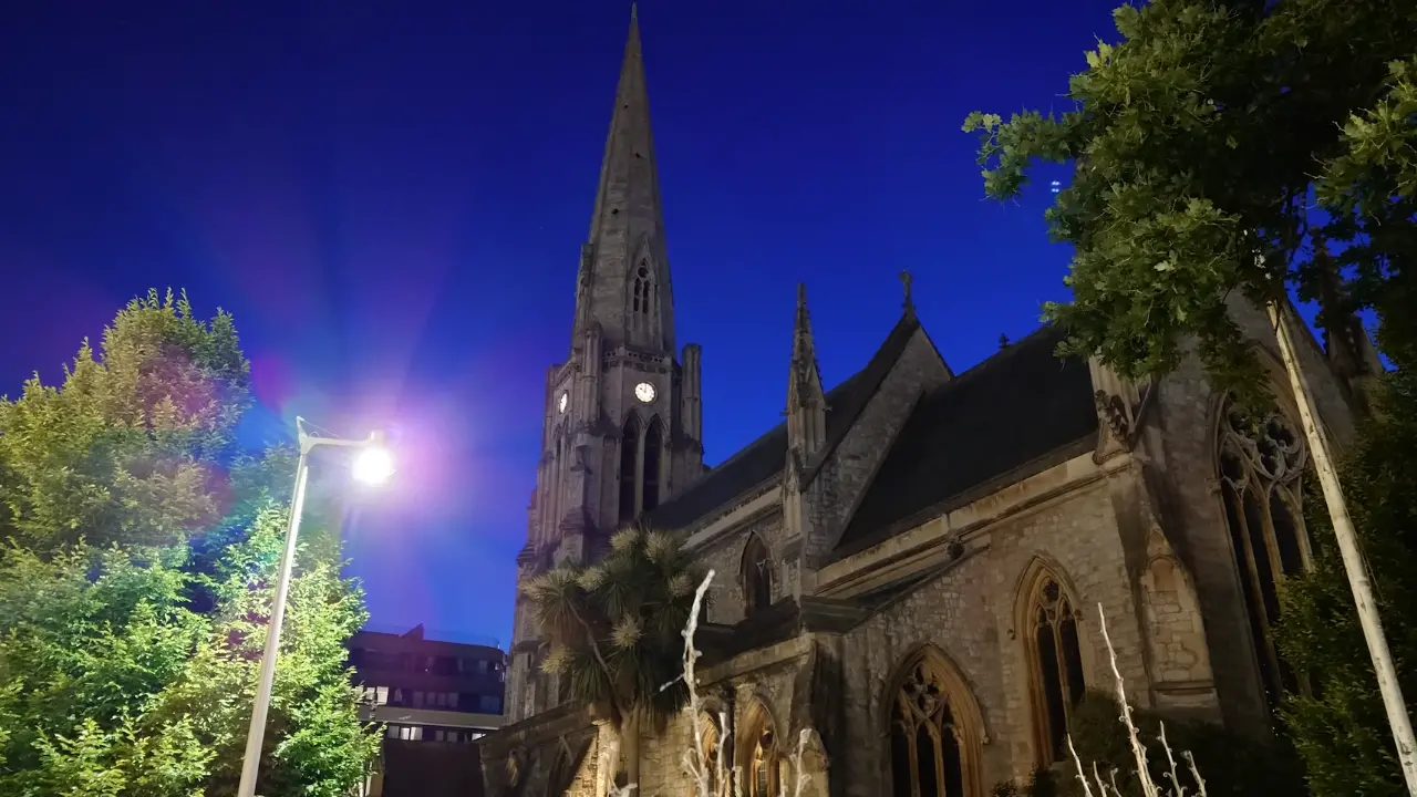 Samsung galaxy m36 lowlight image