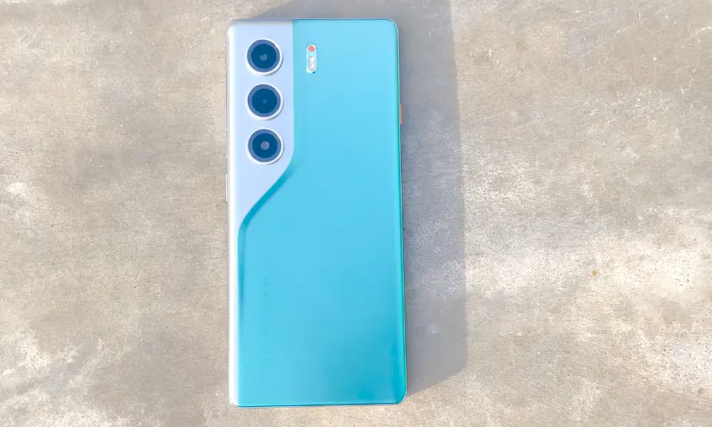 tecno camon 40 pro design and build image