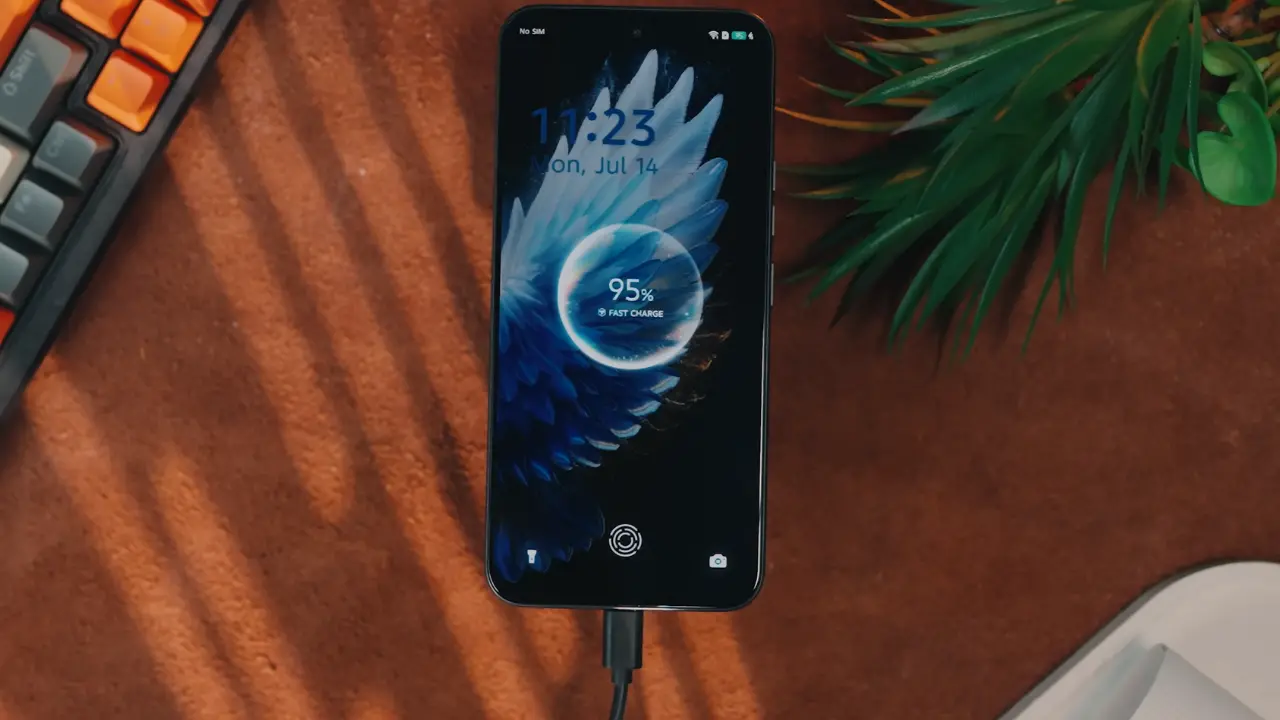 tecno spark 40 pro battery charging image