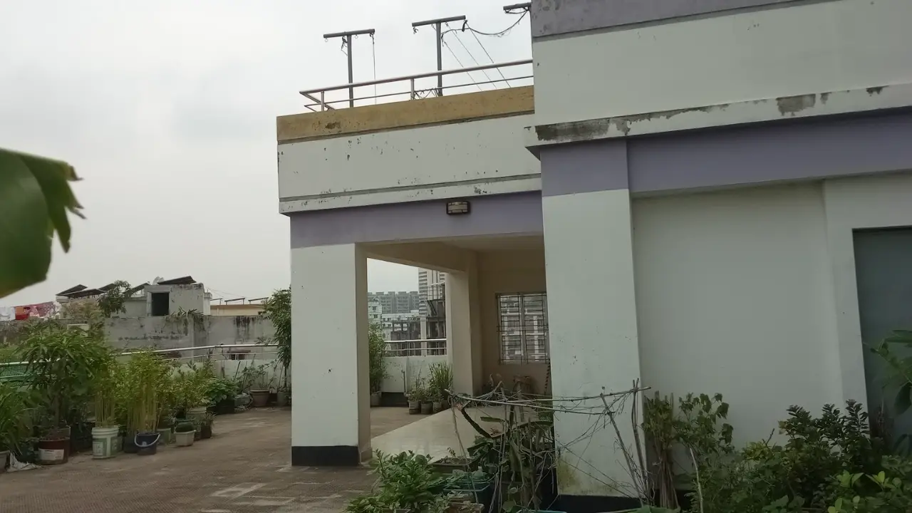 tecno spark 40c day light image