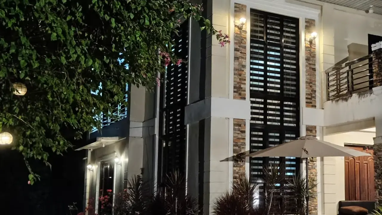 tecno spark 50 low light image
