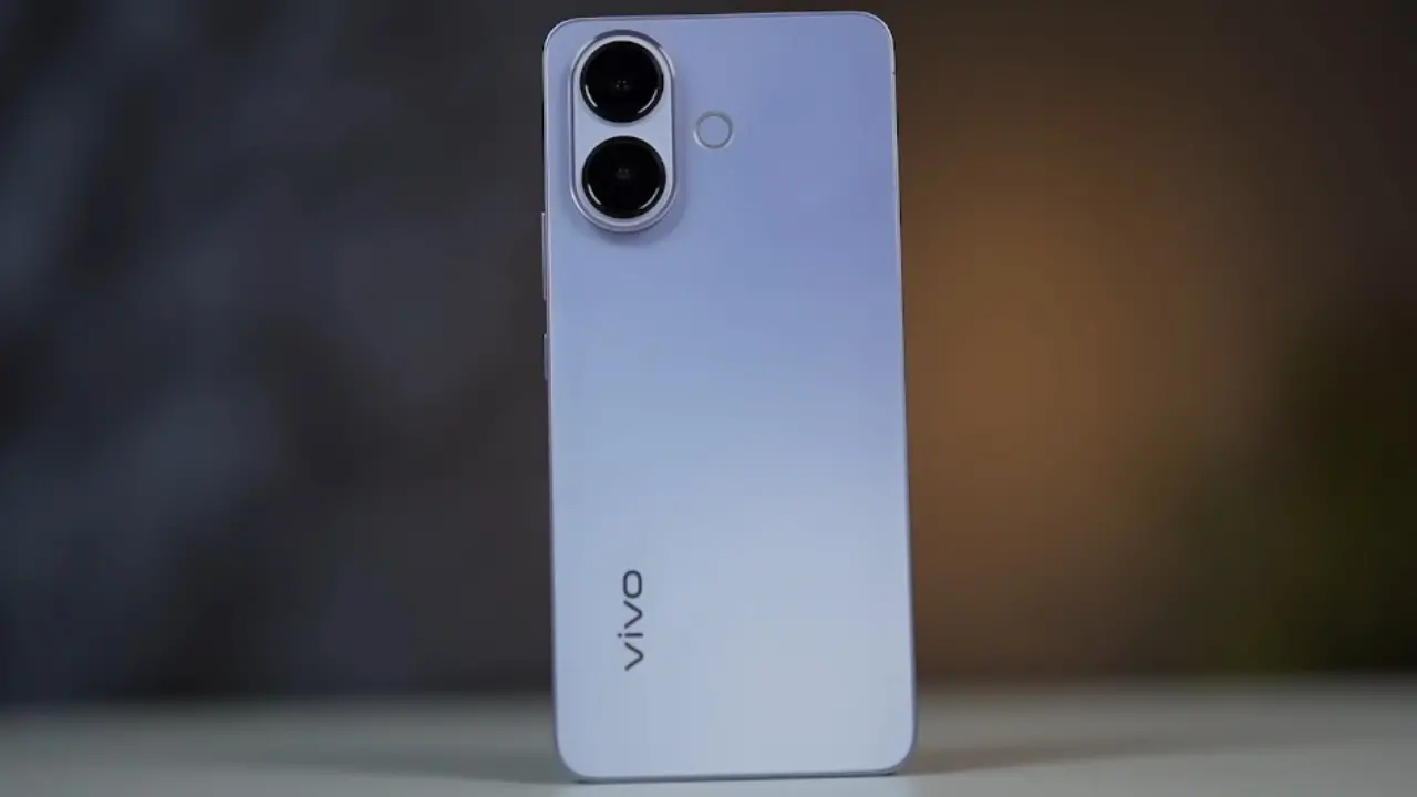 vivo v60 lite design build image