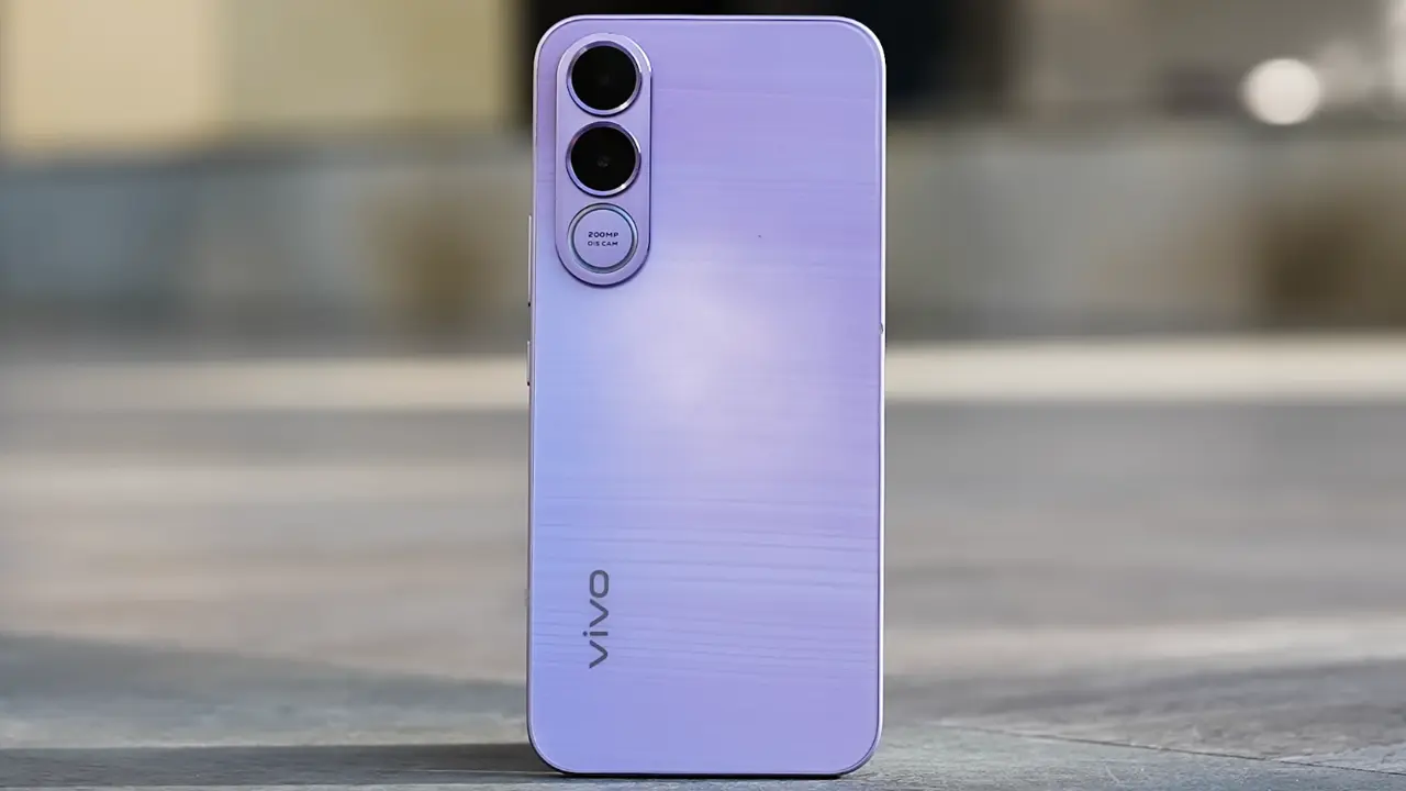 vivo v70 fe design build image