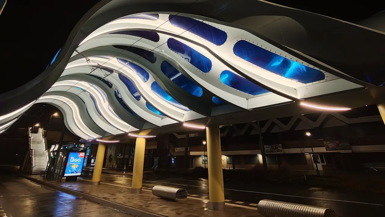vivo v70 fe low light image