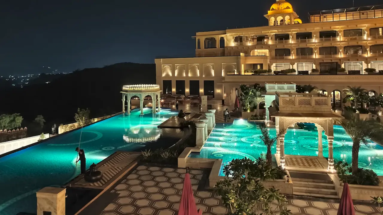 vivo x fold5 low light image