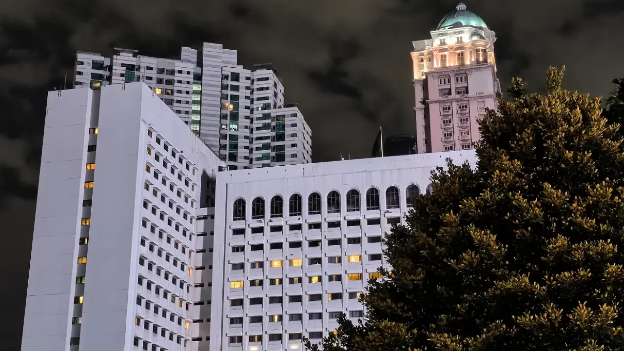 xiaomi redmi turbo 5 max low light image